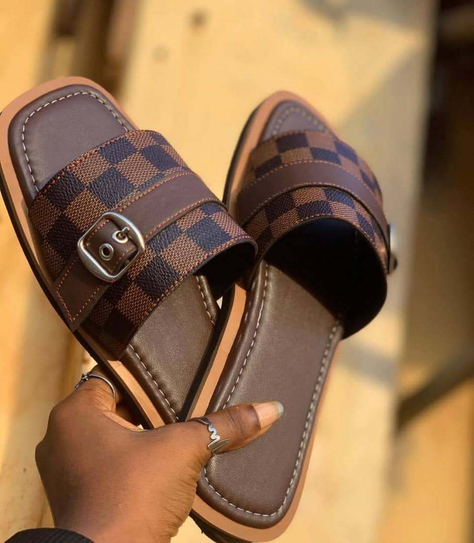 Female footwear