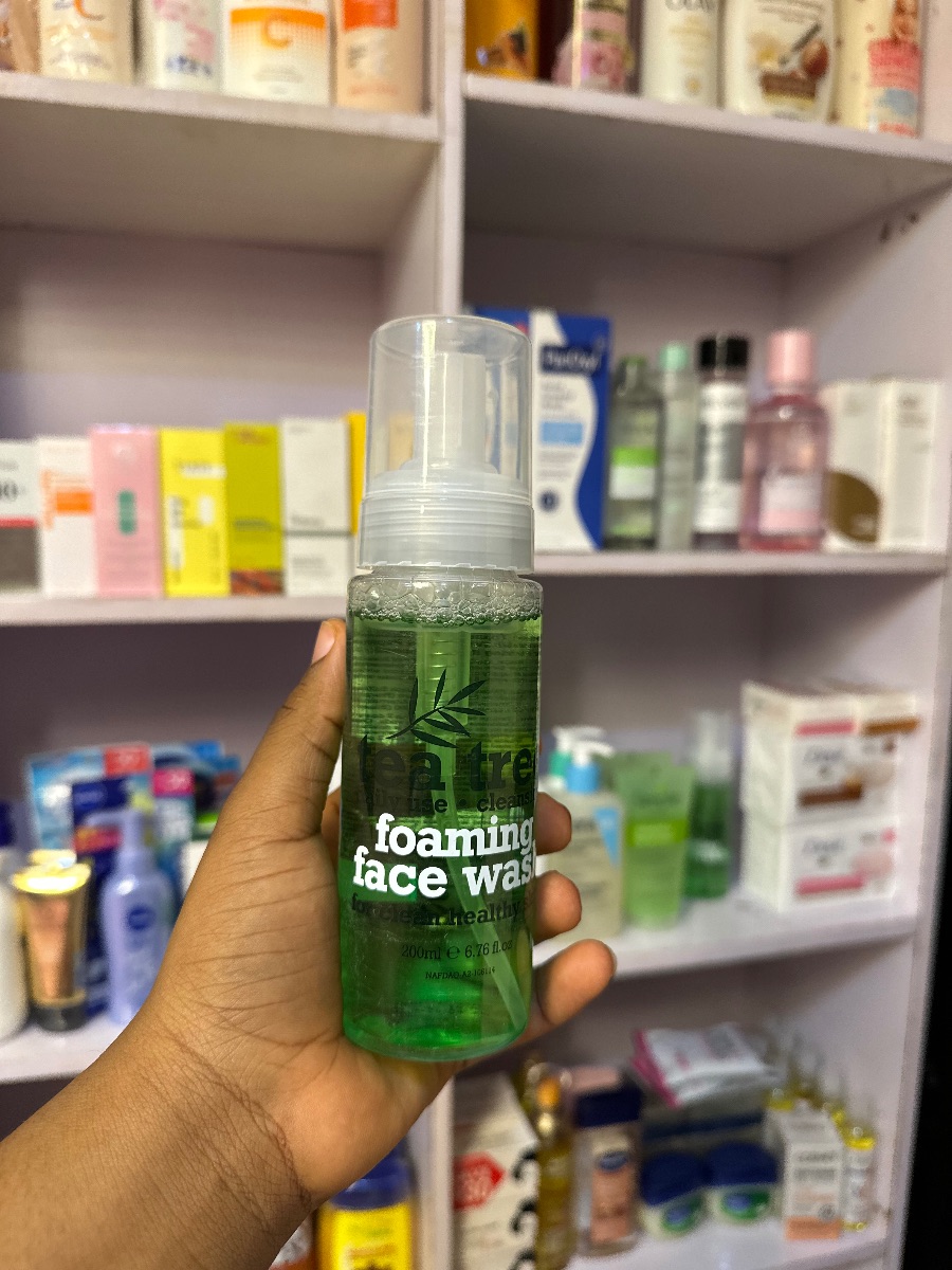 Tee tree face wash