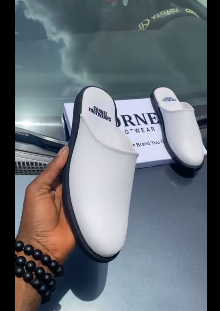 Make Footwear
